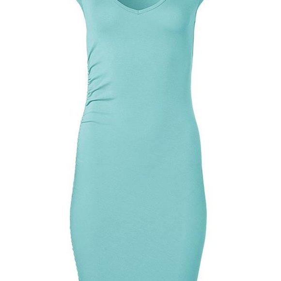 Scoop Neck Ruched Dress - Picture 3 of 3